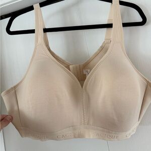 Cacique Unlined Wireless Bra. Size 46B cream EUC